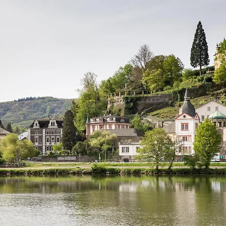 Neu - Moselauszeit Daire